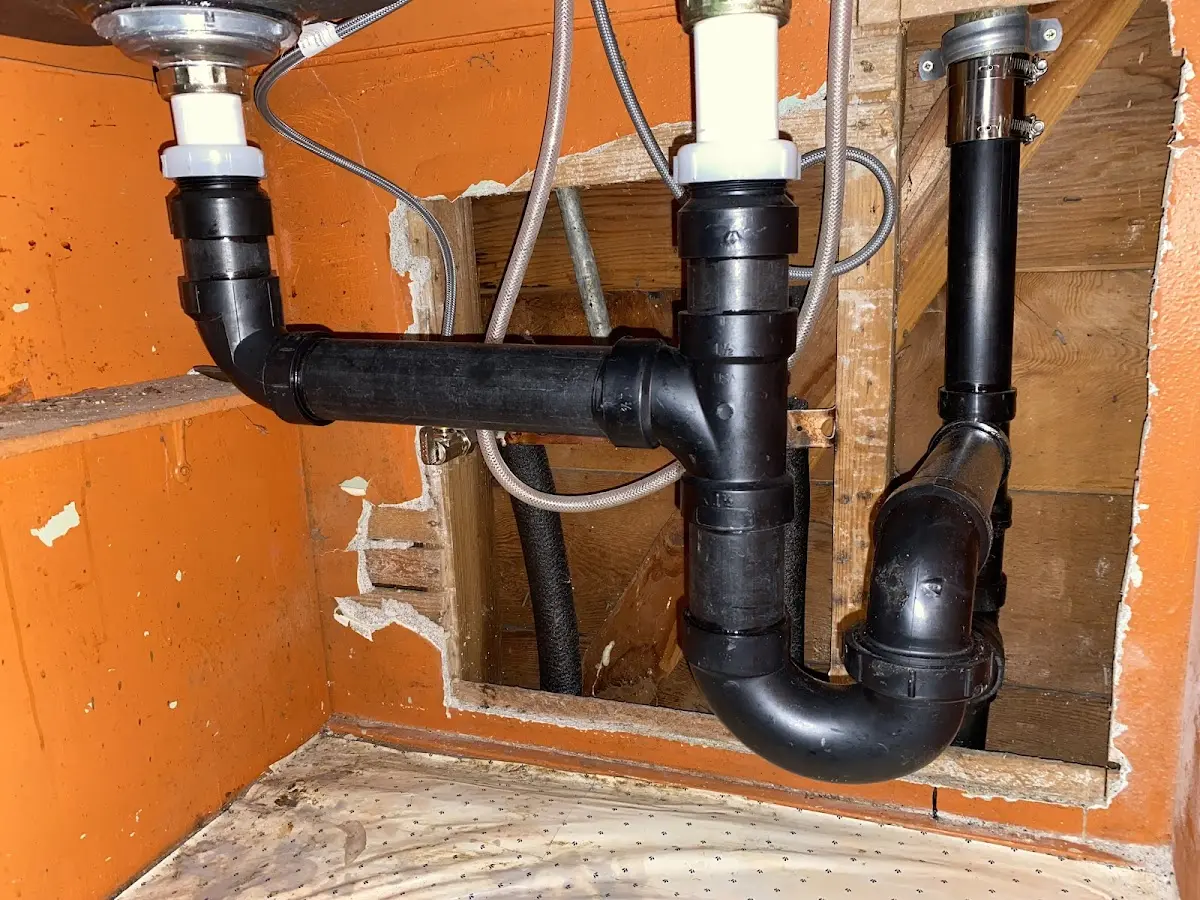Professional Pipe Bursting equipment and tools on the job in Senatobia